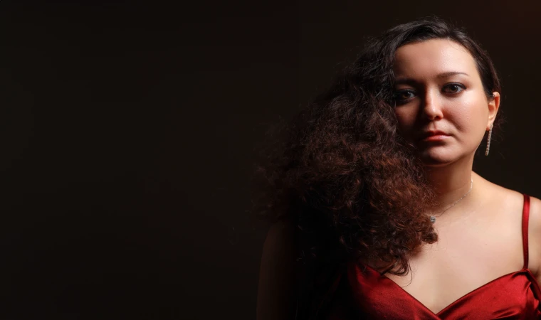 Selin Akdeniz Müzik Kariyerinde Emin Adımlarla İlerliyor